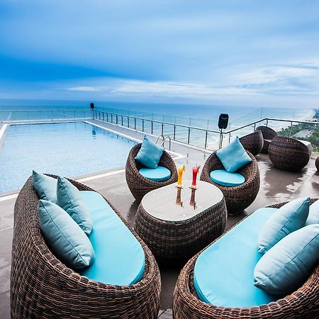 Yarra Ocean Suites Danang Exteriör bild
