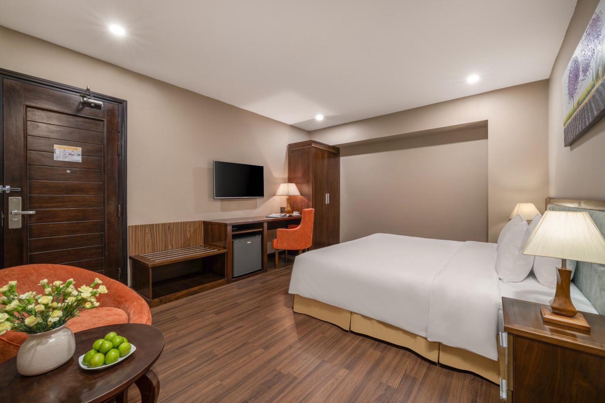 Yarra Ocean Suites Danang Exteriör bild