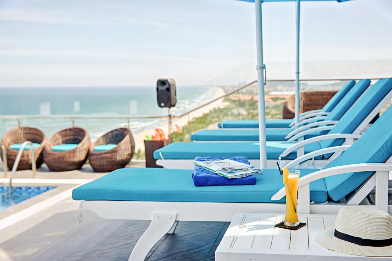 Yarra Ocean Suites Danang Exteriör bild